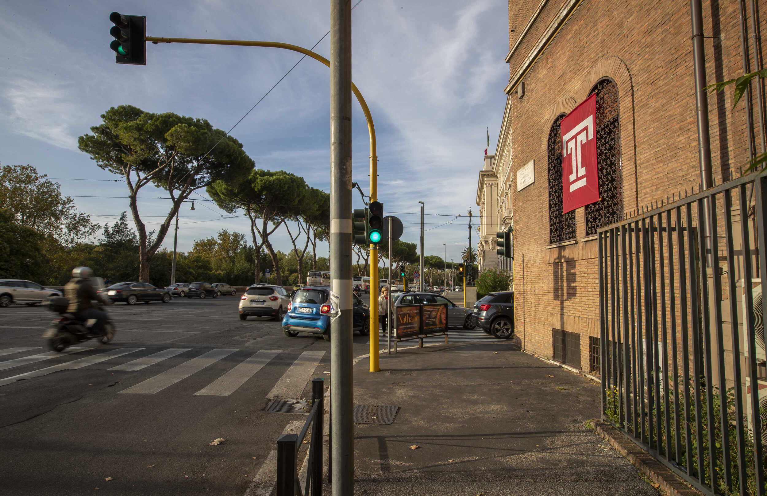 A shot of Temple Rome campus.