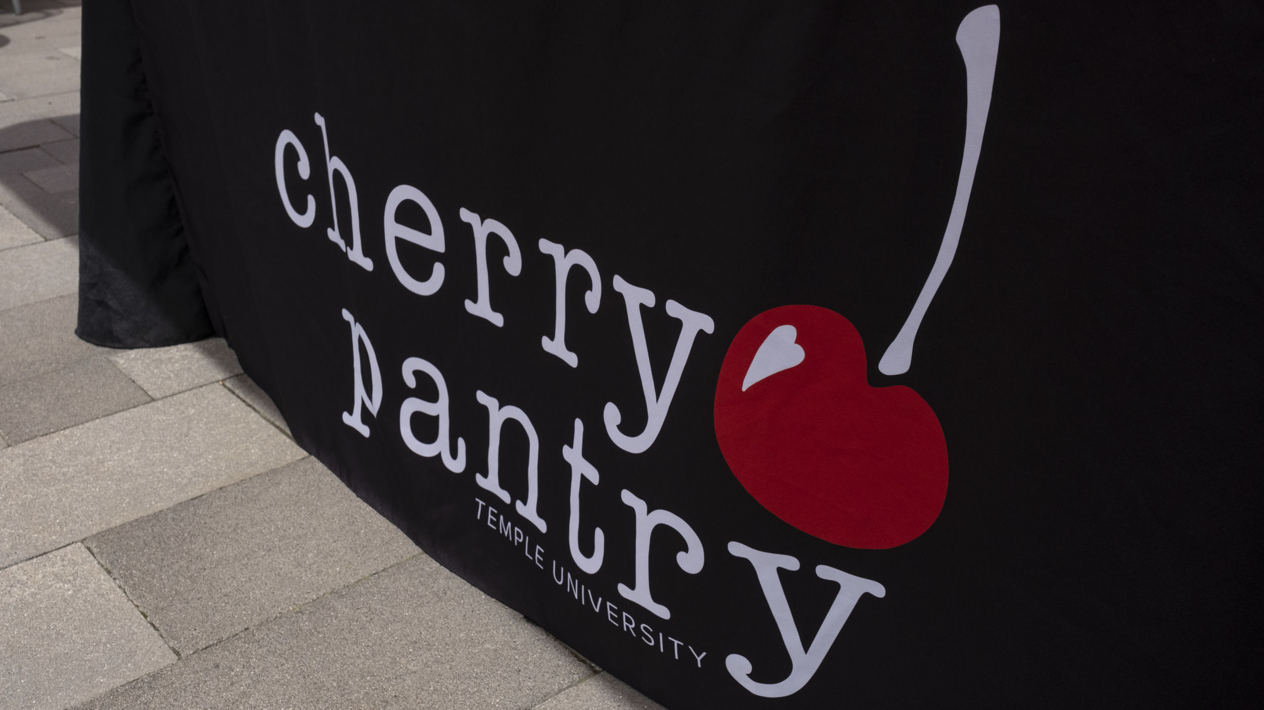 Signage for Temple's Cherry Pantry.