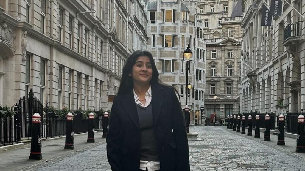 balaji_londonstreet_1.jpg